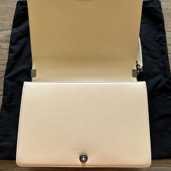 Chanel Boy Flap Bag Quilted Lambskin - Picture 10 of 15